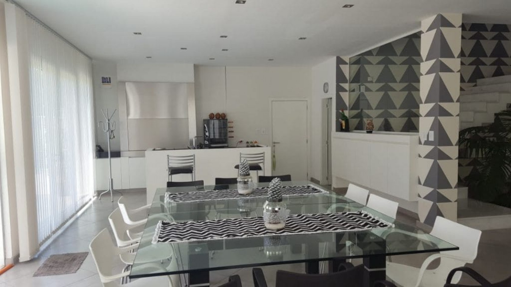 Amplia Casa sobre Lote de 1250 mts2 barrio privado Rumenco