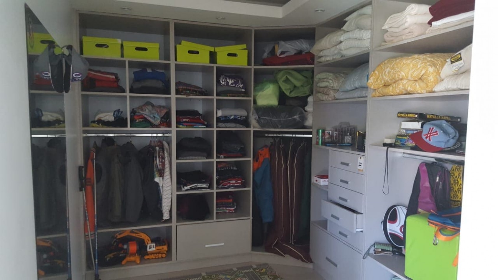 Amplia Casa sobre Lote de 1250 mts2 barrio privado Rumenco