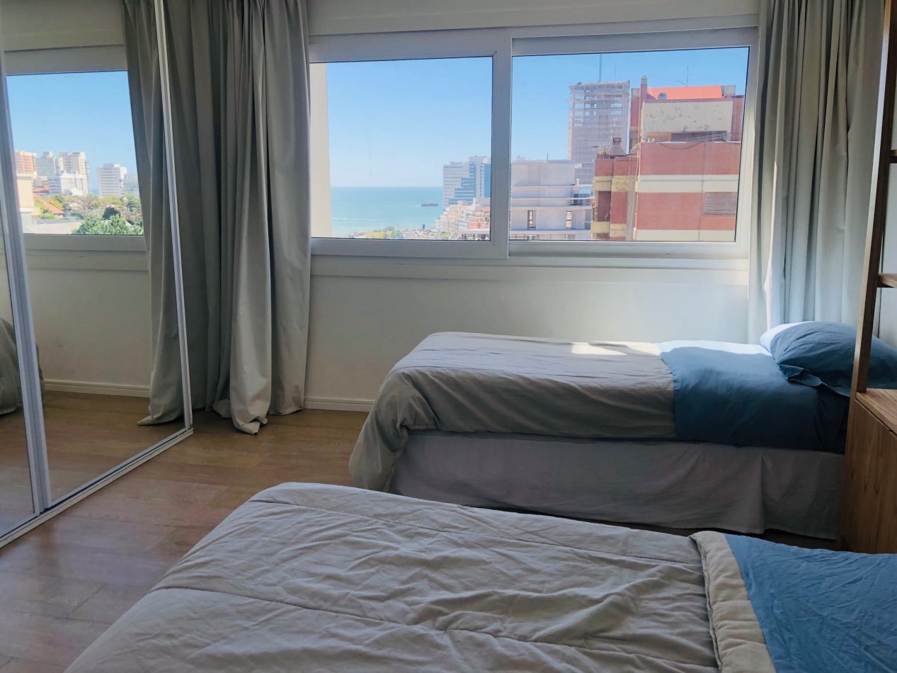 Piso en duplex con quincho, solarium y jacuzzi privado Playa Varese