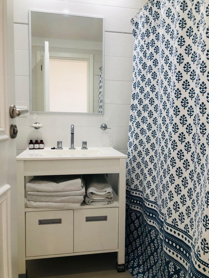 Piso en duplex con quincho, solarium y jacuzzi privado Playa Varese