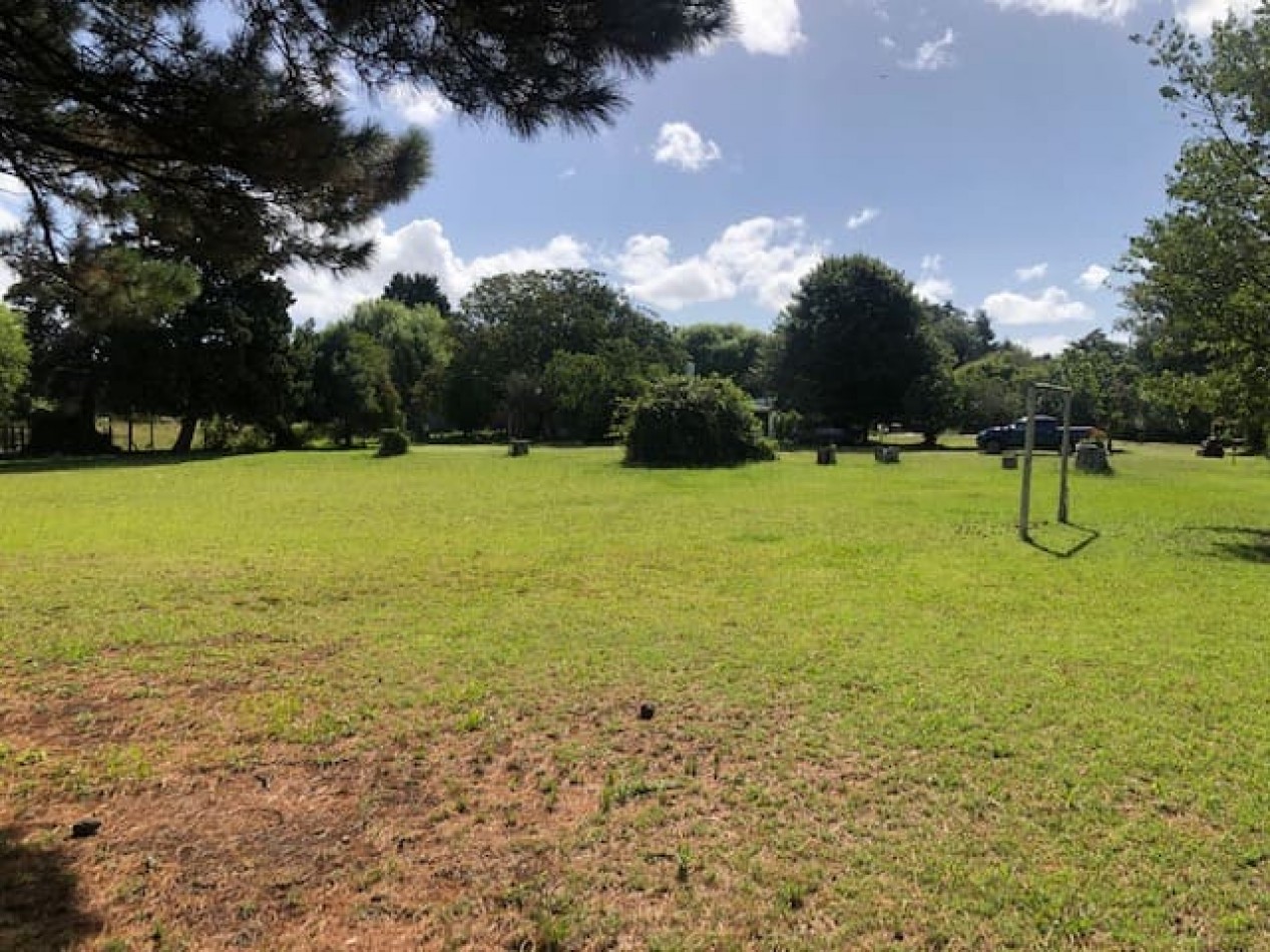 Amplia quinta con pileta, cancha de futbol y sector de sembrado Batan