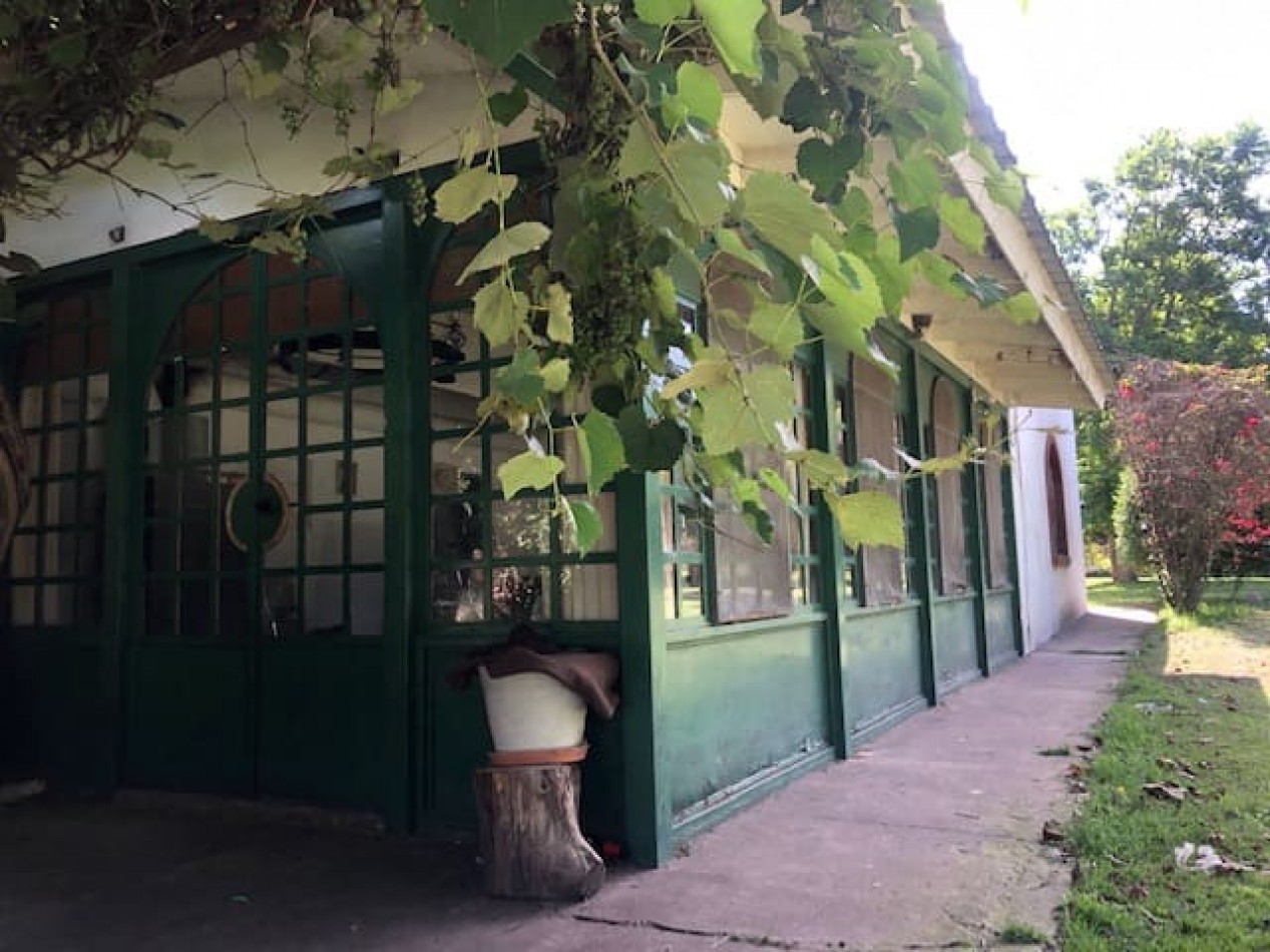 Amplia quinta con pileta, cancha de futbol y sector de sembrado Batan