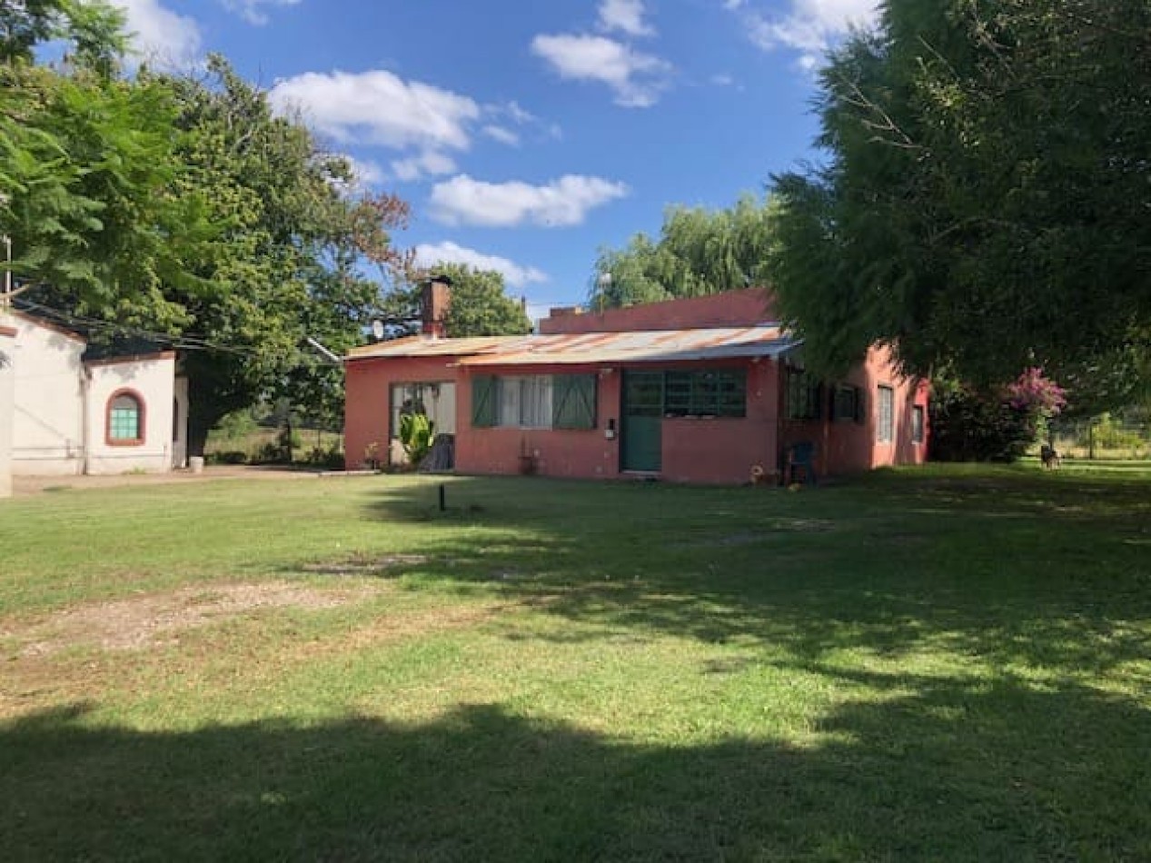 Amplia quinta con pileta, cancha de futbol y sector de sembrado Batan