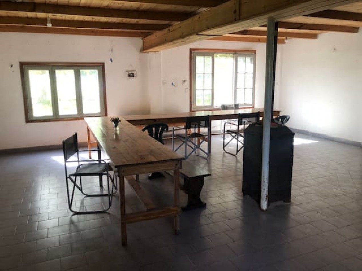 Amplia quinta con pileta, cancha de futbol y sector de sembrado Batan