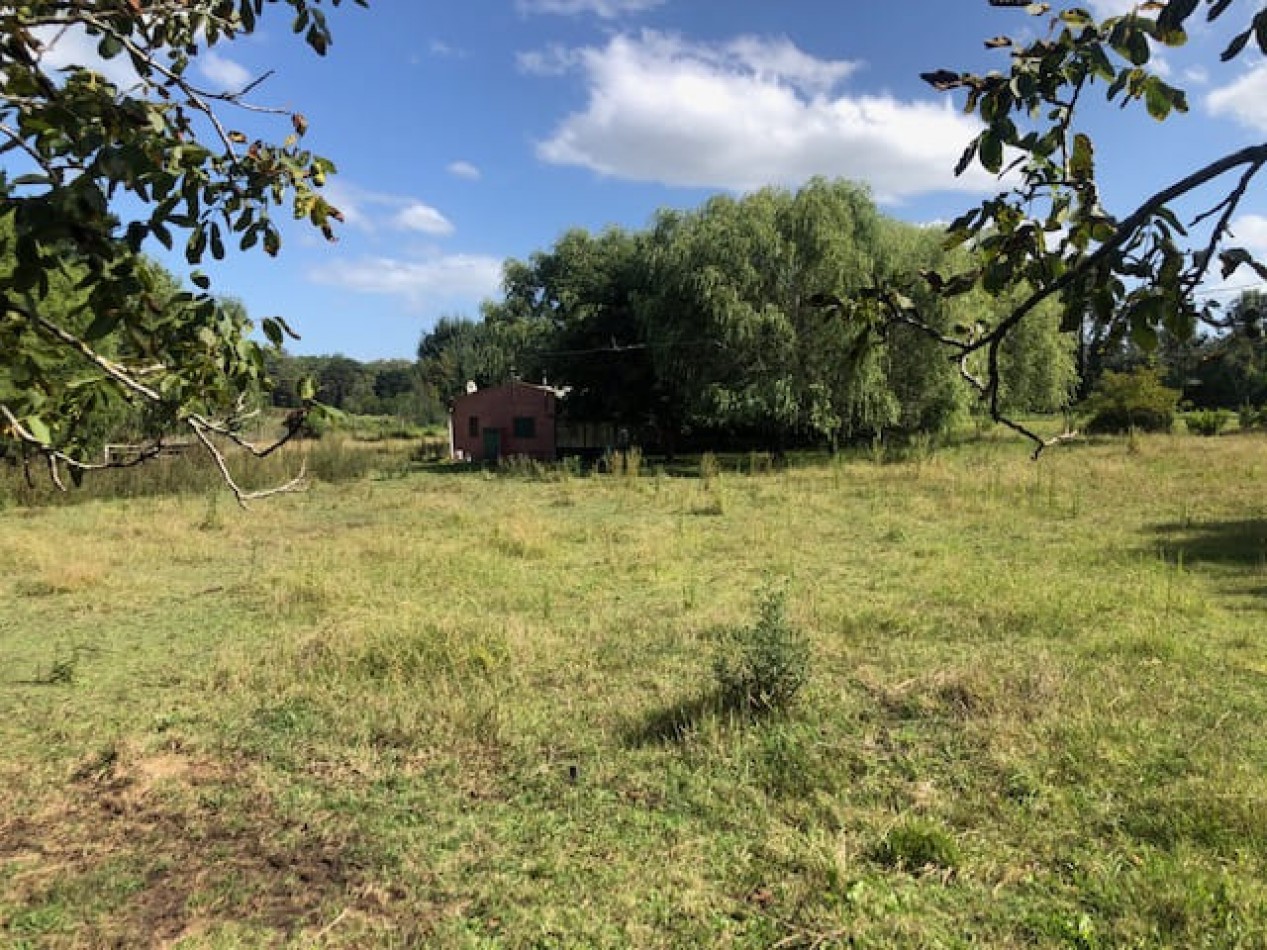 Amplia quinta con pileta, cancha de futbol y sector de sembrado Batan