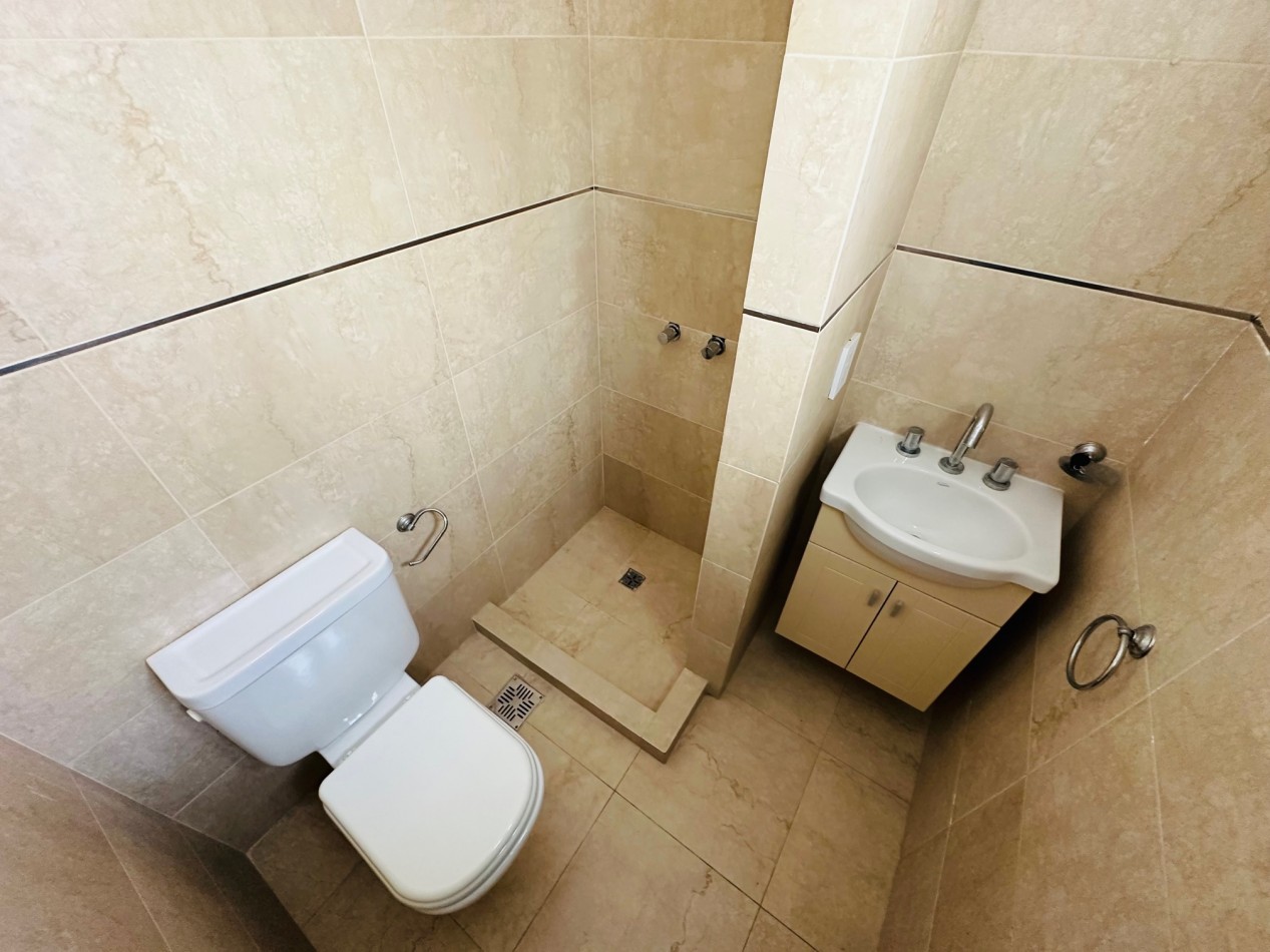 Venta amplio Semipiso con amenities y vista al mar