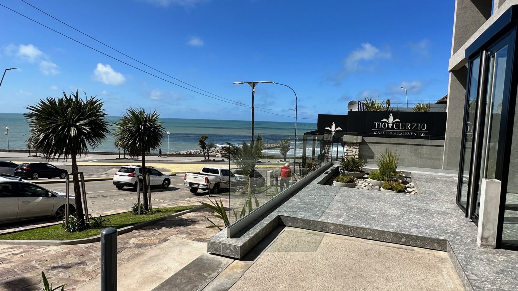 Departamento de categoria con amenities frente al mar Playa Varese