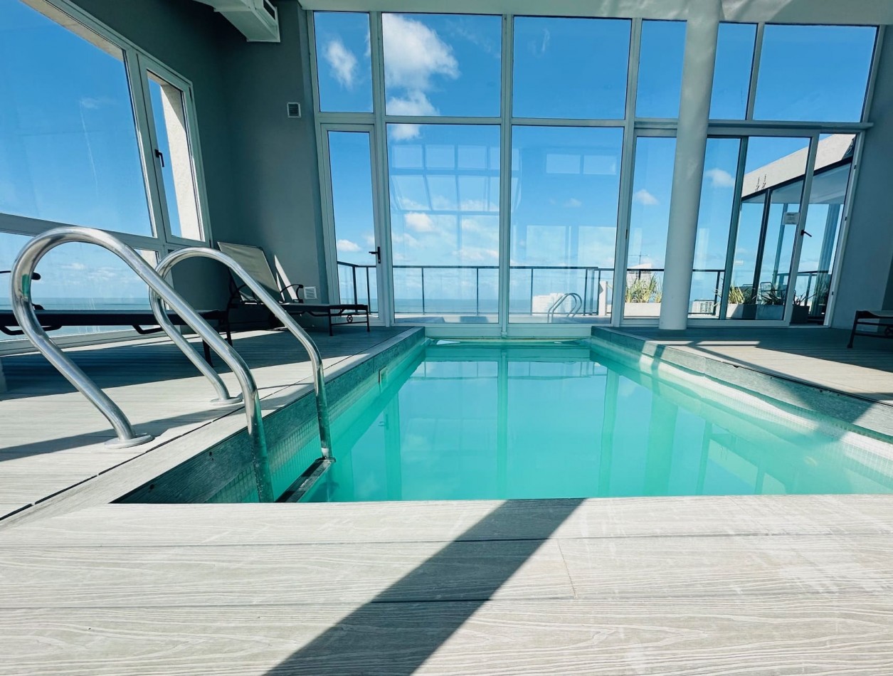 Departamento de categoria con amenities frente al mar Playa Varese