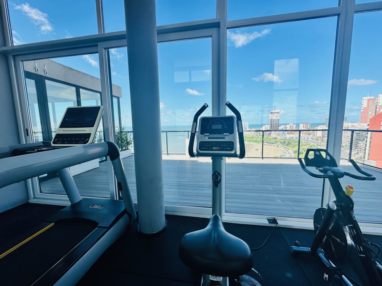 Departamento de categoria con amenities frente al mar Playa Varese