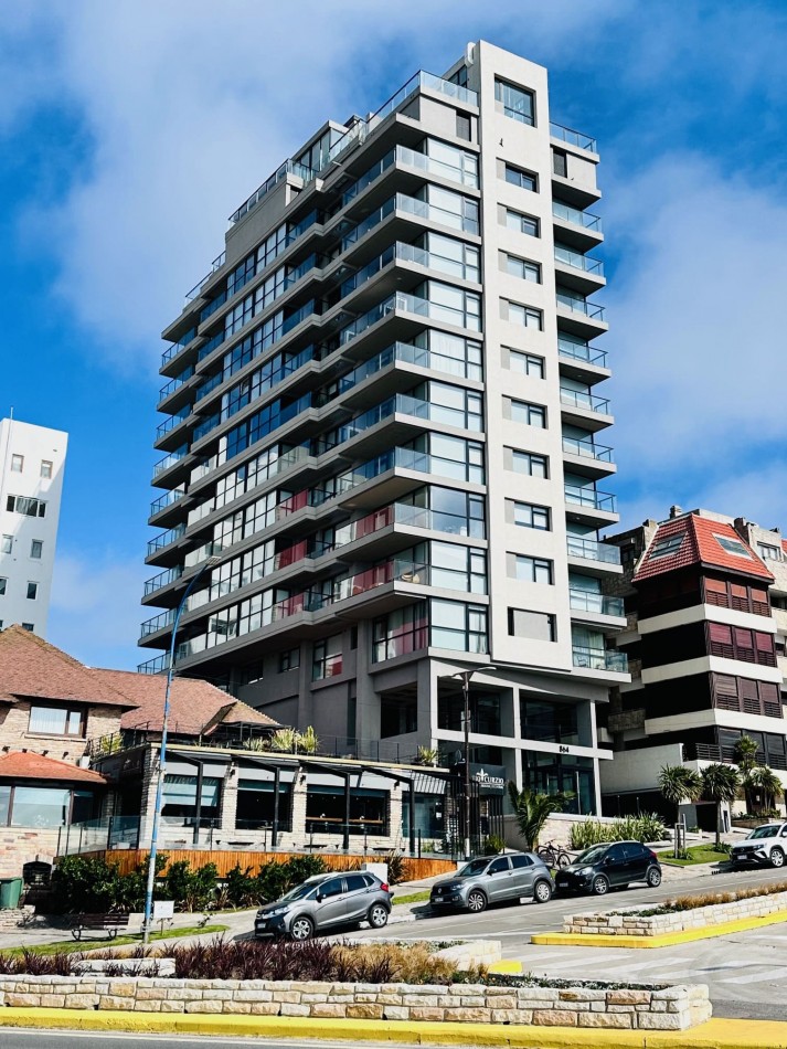 Departamento de categoria con amenities frente al mar Playa Varese