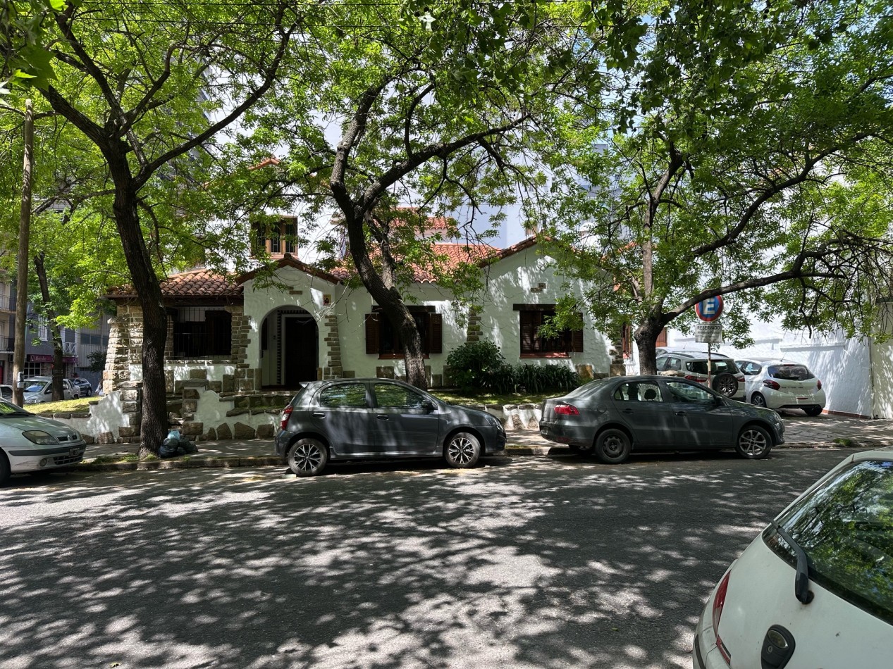 Importante Lote apto desarrollo propiedad horizontal