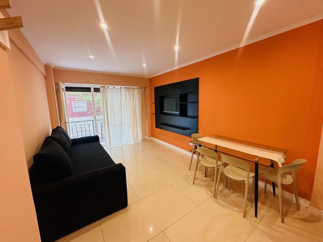 Departamento 2 ambientes reciclado con vista al frente