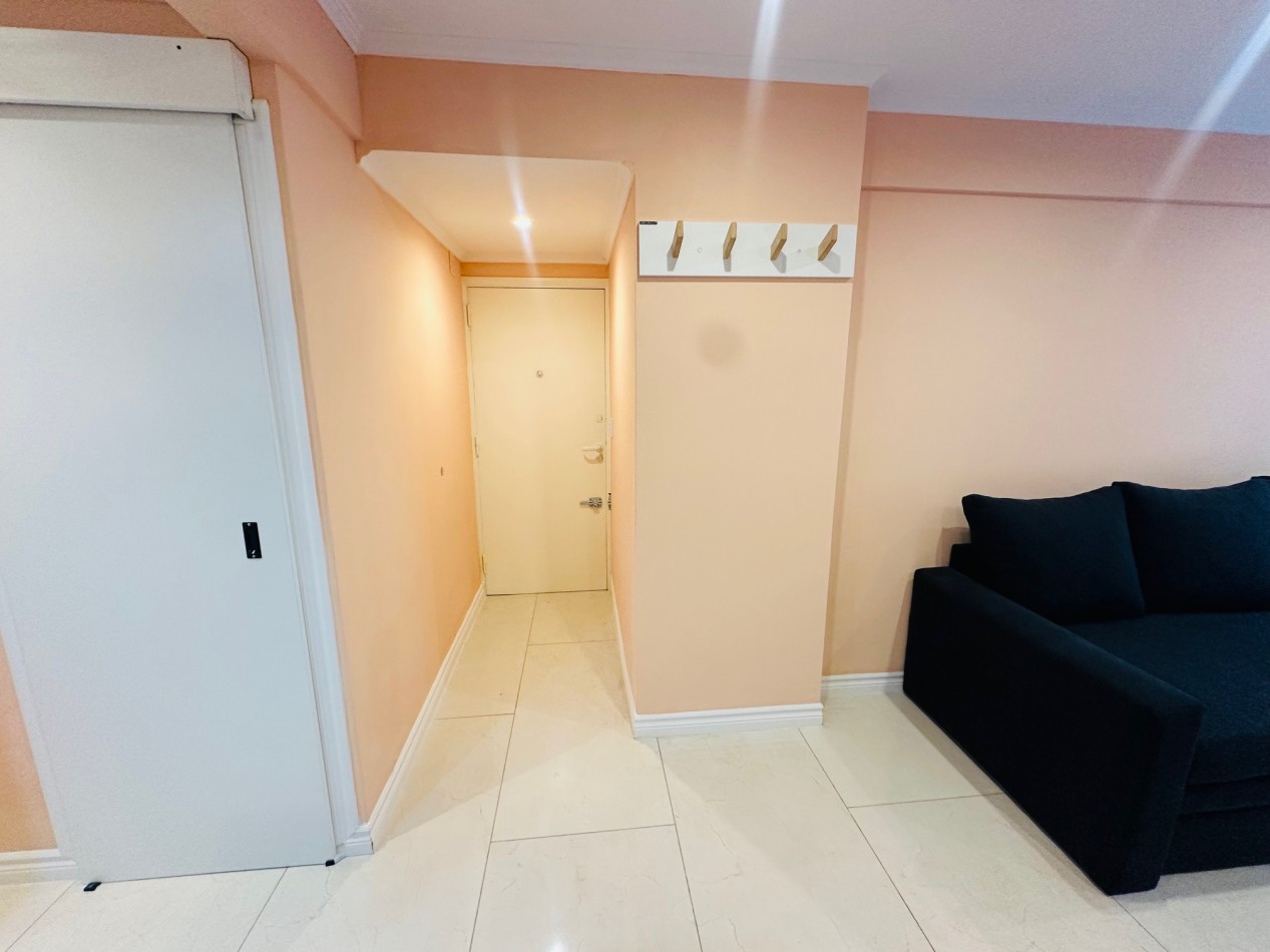 Departamento 2 ambientes reciclado con vista al frente