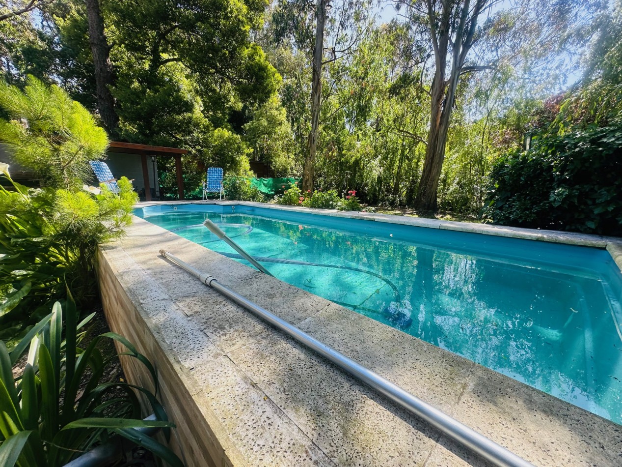 Amplia Casa 4 ambientes con piscina Bosque Peralta Ramos