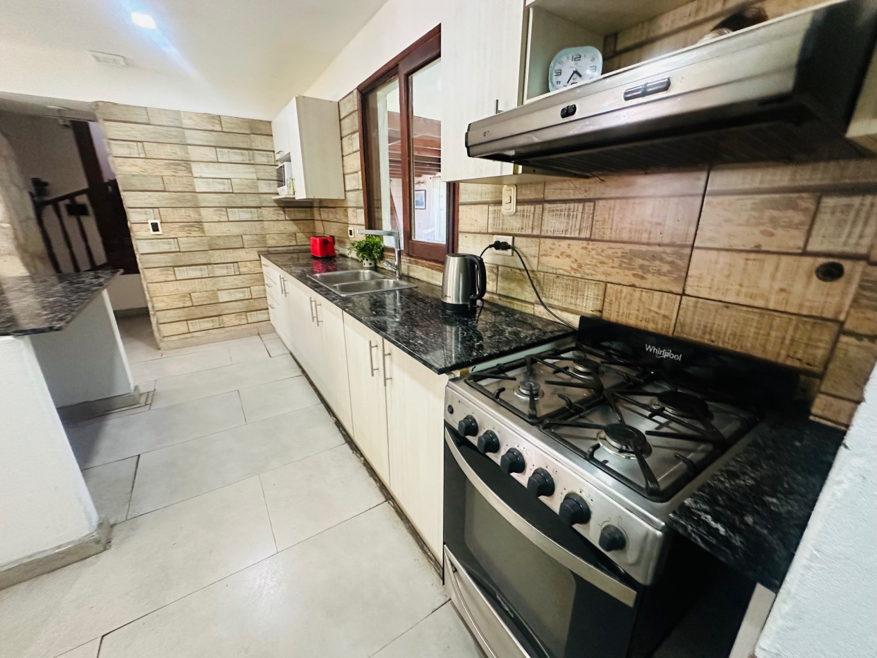 Amplia Casa 4 ambientes con piscina Bosque Peralta Ramos