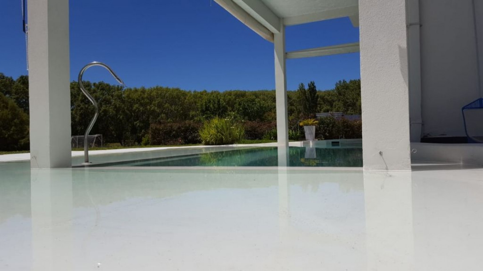 Amplia Casa sobre Lote unico de 1250 mts2 barrio privado Rumenco