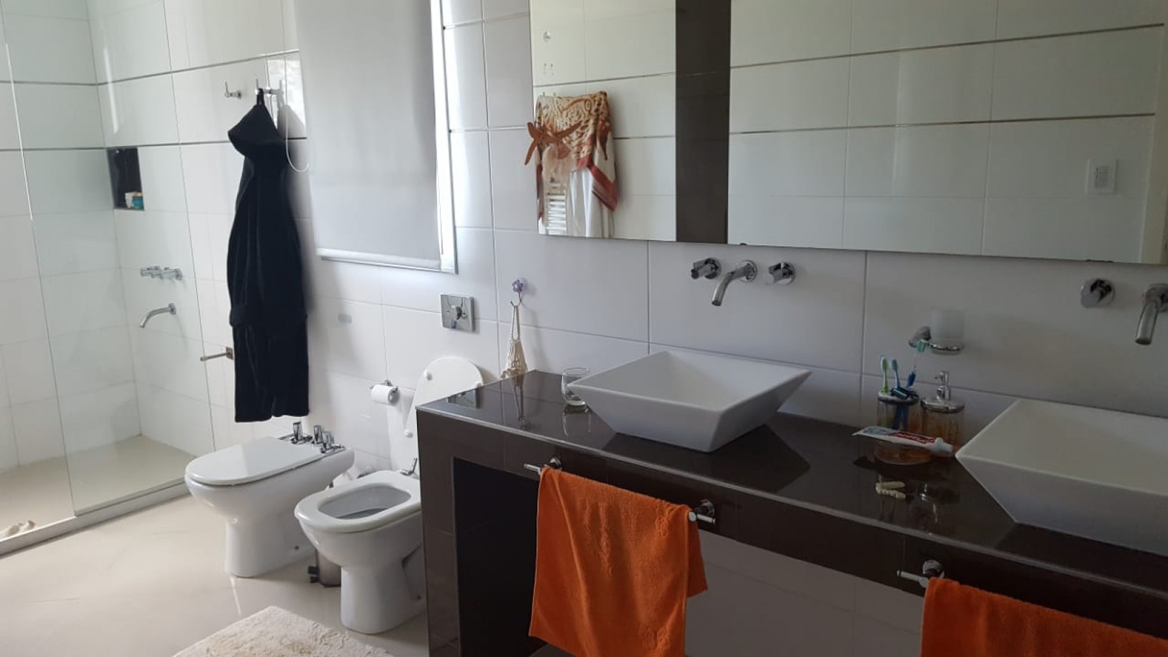 Amplia Casa sobre Lote unico de 1250 mts2 barrio privado Rumenco