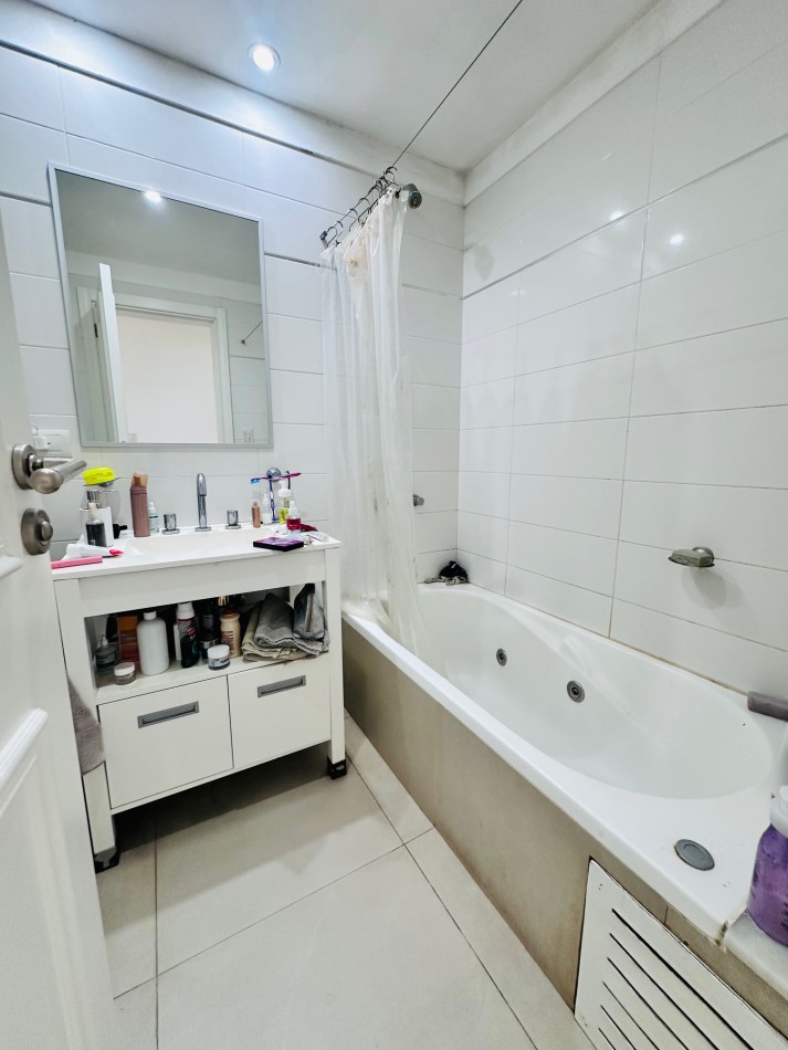 Piso en duplex con quincho, solarium y jacuzzi privado Playa Varese