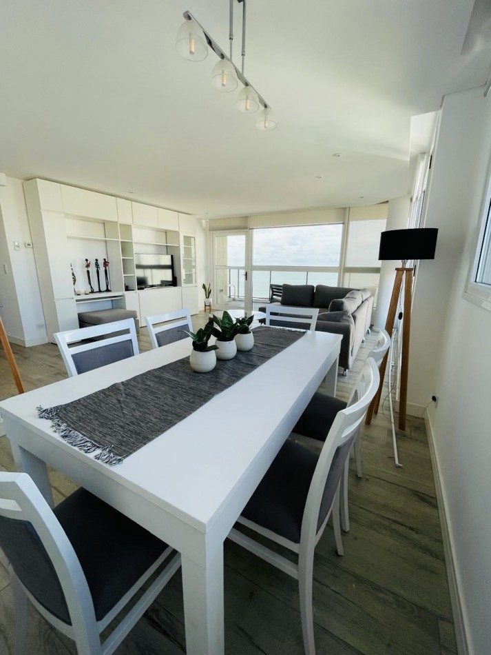Departamento de categoria con amenities frente al mar Playa Varese