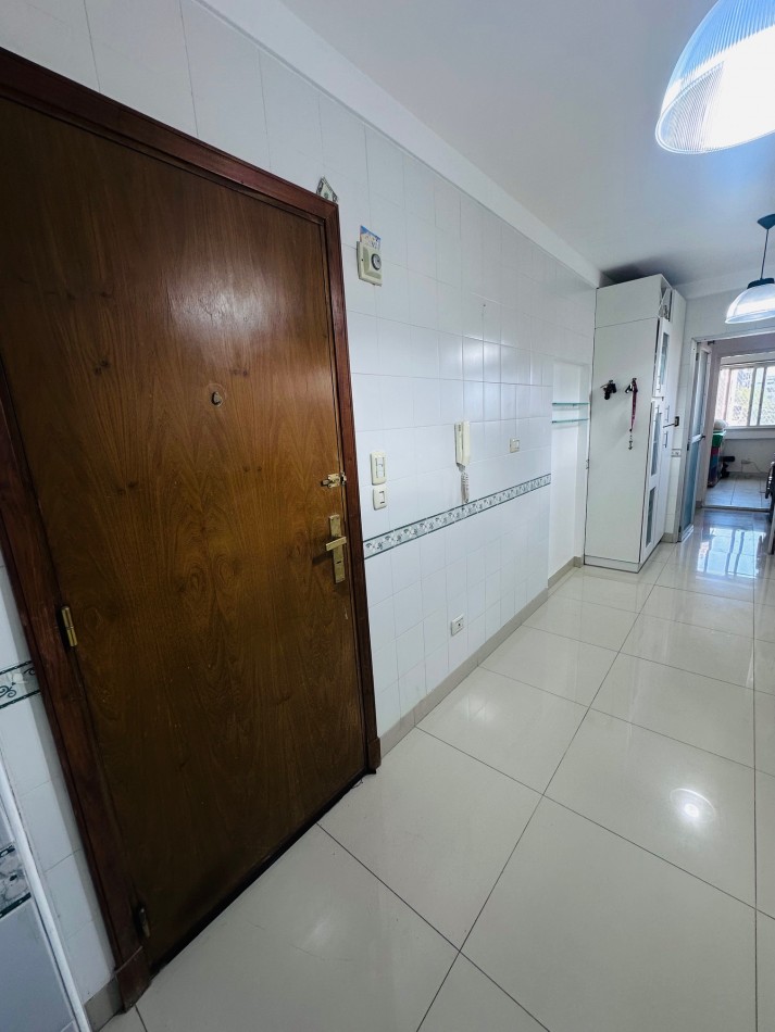 Departamento 3 Ambientes con dependencia, cochera y baulera frente al mar Playa Grande