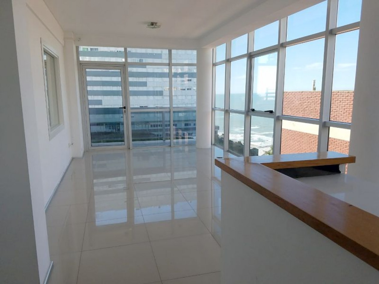 Semipiso 3 ambientes con vista al mar Playa Chica