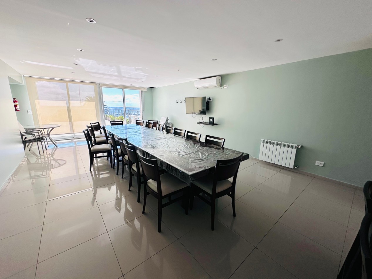 Departamento moderno 3 ambientes, 2 cocheras y amenities frente al mar