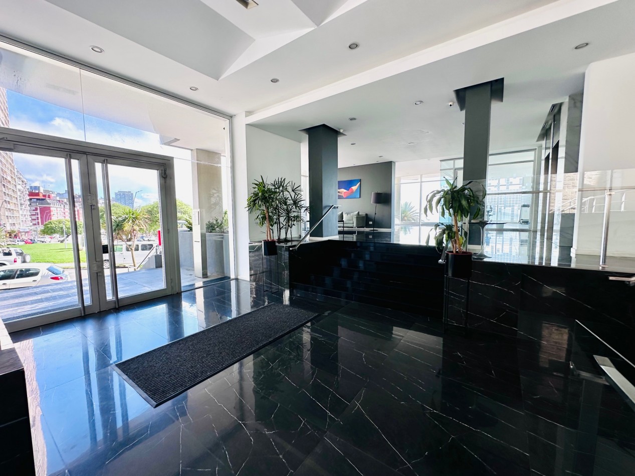 Departamento moderno 3 ambientes, 2 cocheras y amenities frente al mar