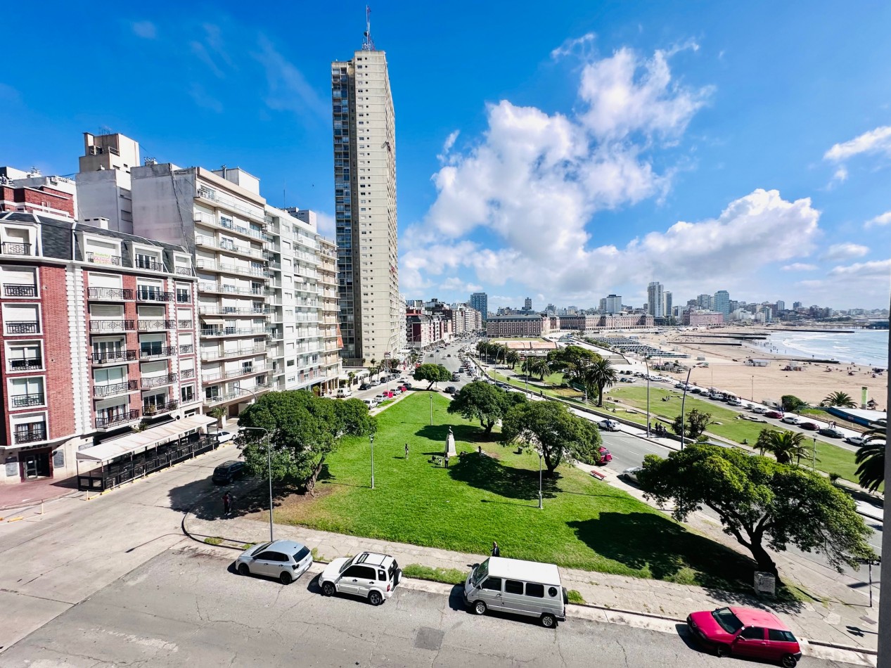 Departamento moderno 3 ambientes, 2 cocheras y amenities frente al mar