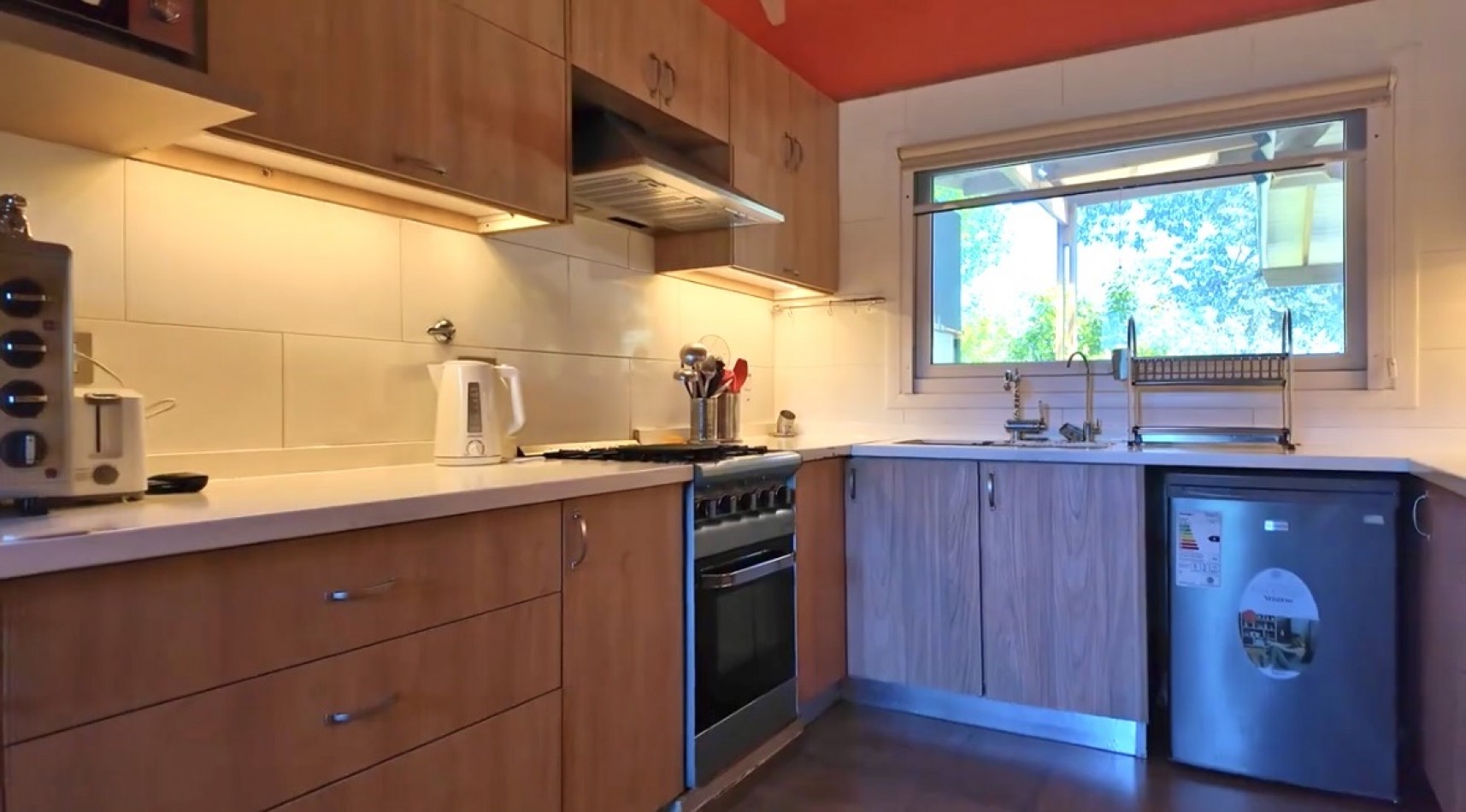 Amplia Casa con pileta barrio privado Arenas del Sur