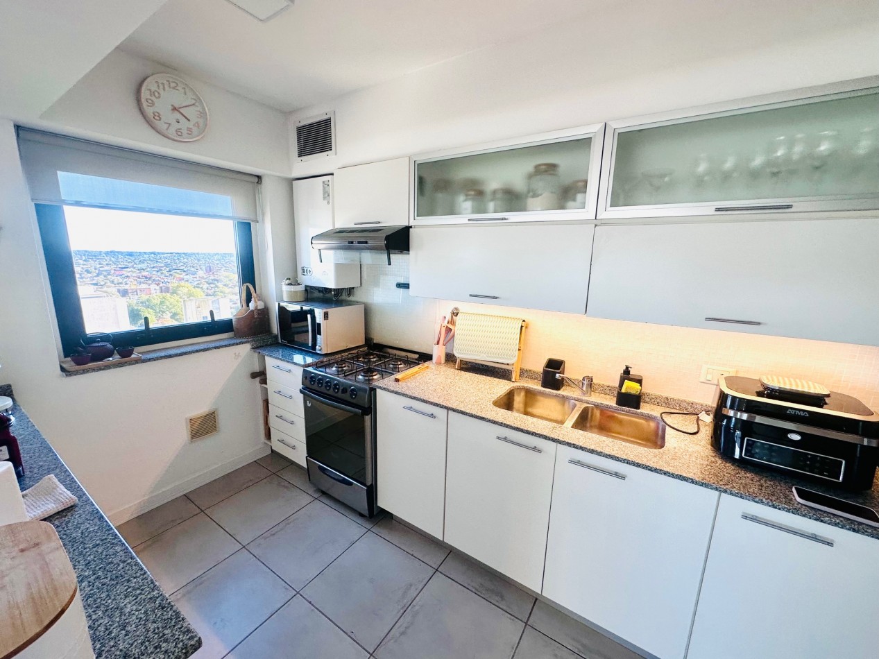 Semipiso 4 Ambientes en Edificio Torre con Amenities Playa Grande