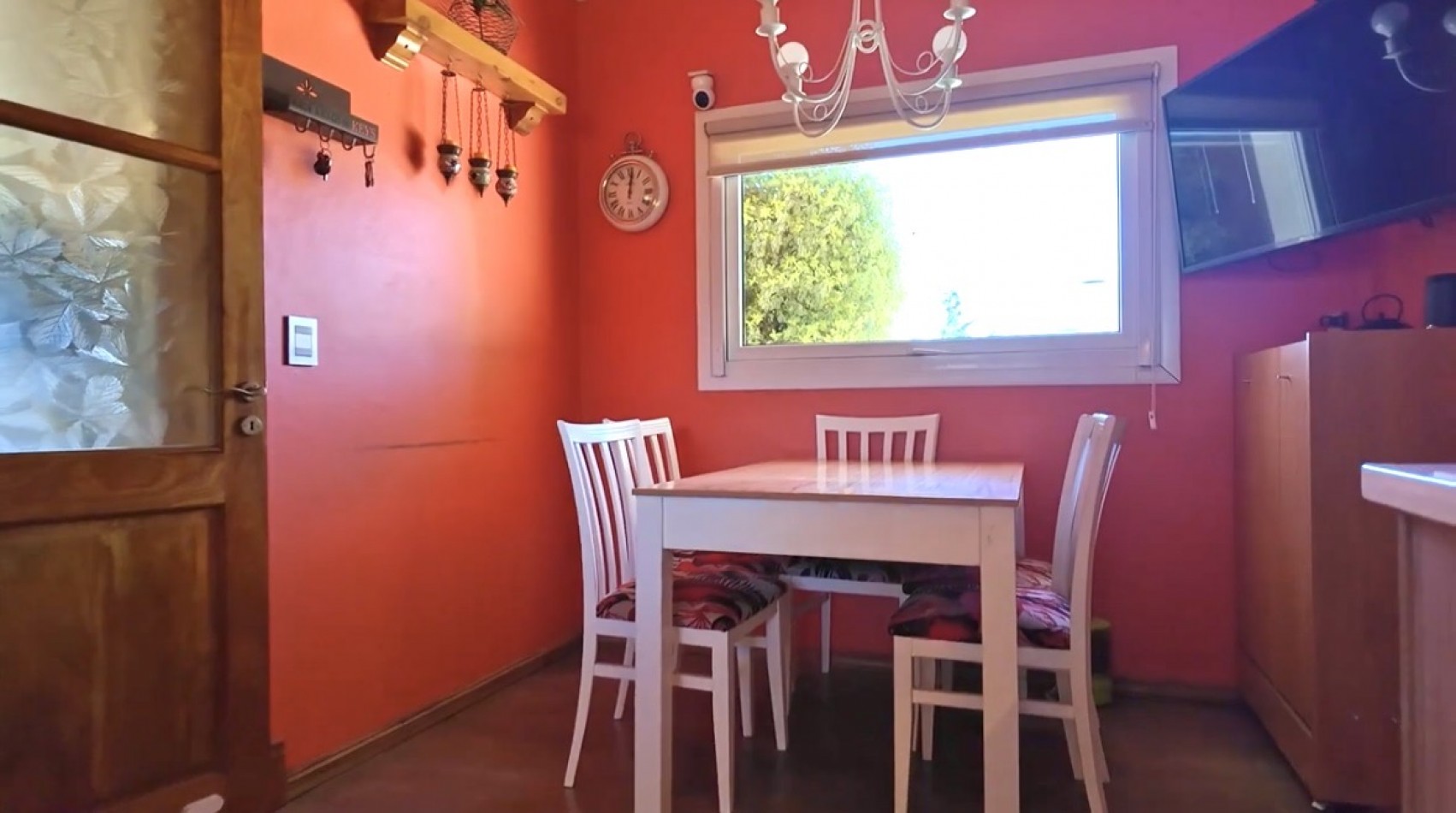 Amplia Casa con pileta climatizada barrio privado Arenas del Sur