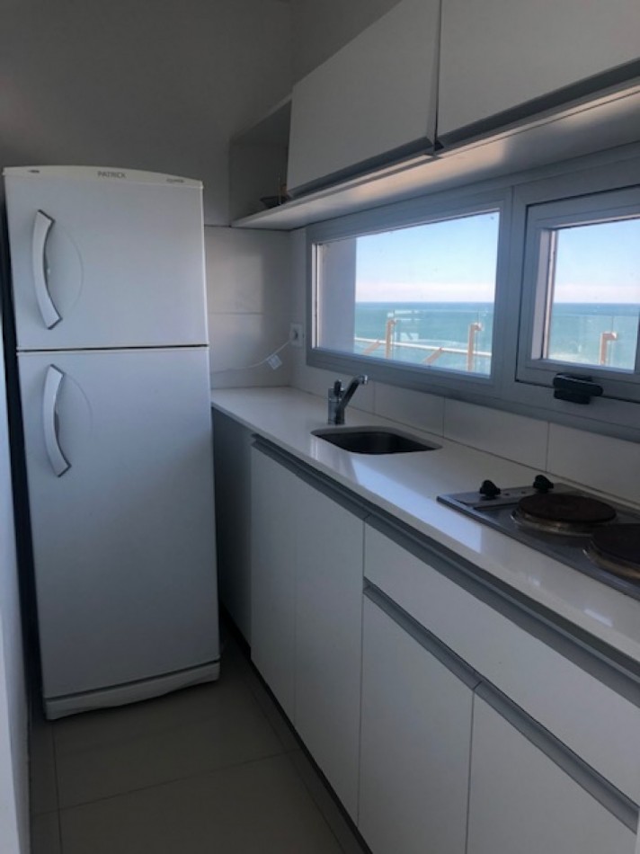 Semipiso 3 ambientes con vista al mar Playa Chica