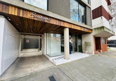 Oficina moderna en Semipiso con cochera doble y baulera Paseo Aldrey