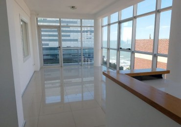 Semipiso 3 ambientes con vista al mar Playa Chica